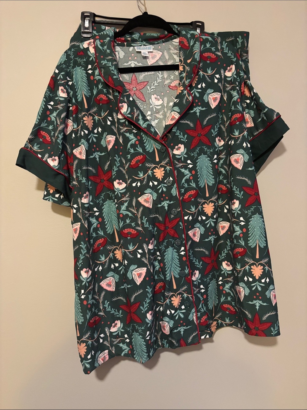 LuLaRoe Green Floral Button-Up Pajama Top and shorts set